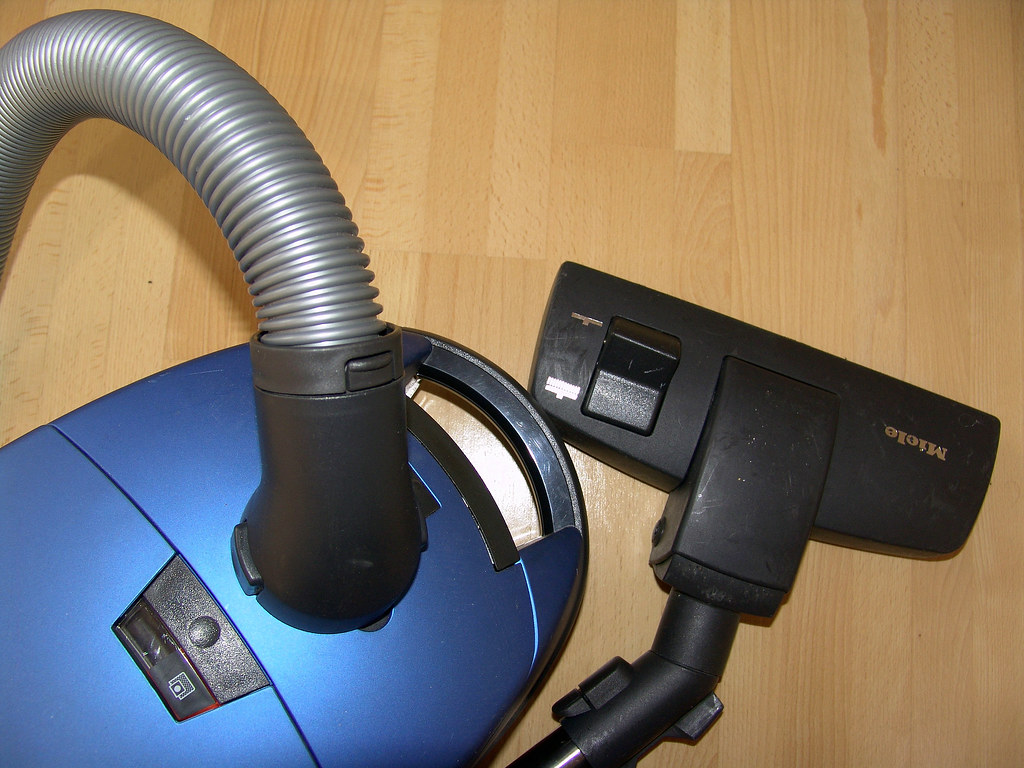 掃除機本体を近くから見た様子